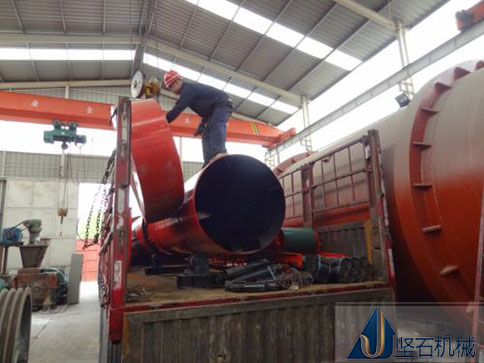 榆林客戶工業(yè)烘干機設備發(fā)貨現(xiàn)場